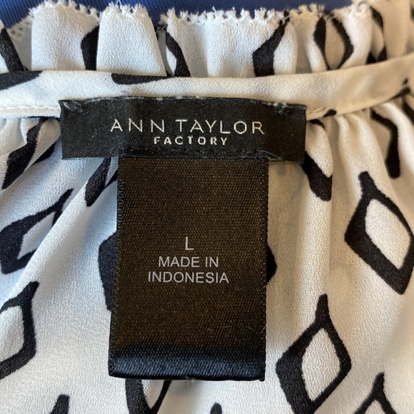 Ann Taylor Factory Blouse - Picture 4 of 4